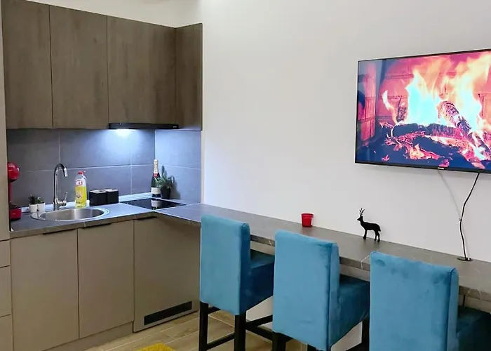 Andromeda Hill 아파트